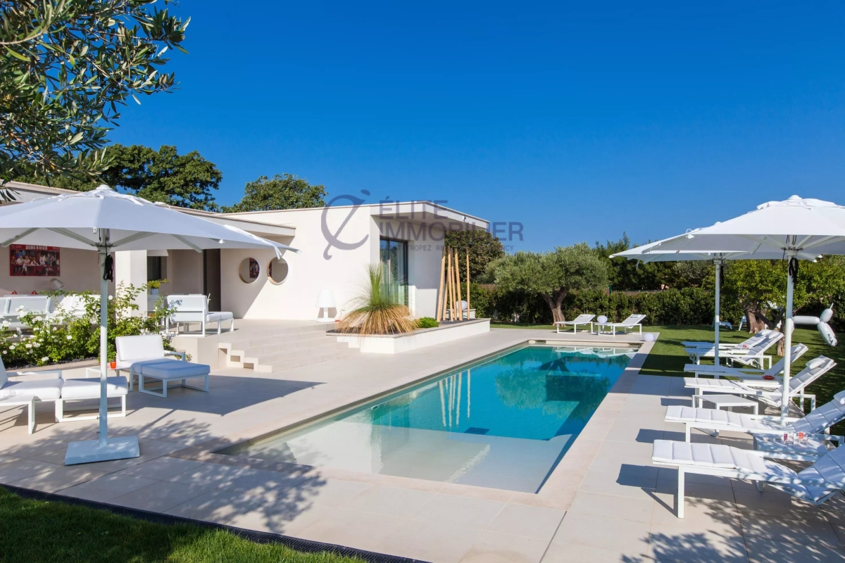 Maison de luxe à vendre à Saint-Tropez, 12 500 000 €, Photo 1