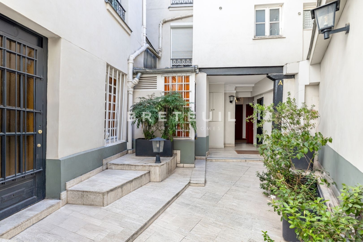 Appartement de luxe à vendre à Paris 15ème, 395 000 €, Photo 2