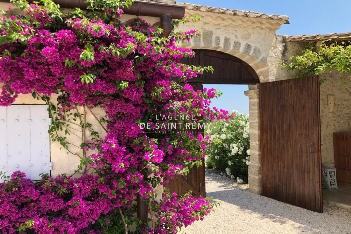 Maison de luxe à vendre à Le Thor, 2 490 000 €, Photo 2
