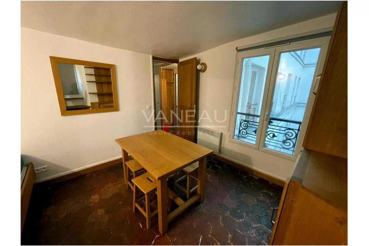 Luxury Apartment for sale in Paris 7ème, 376 000 €, Photo 3