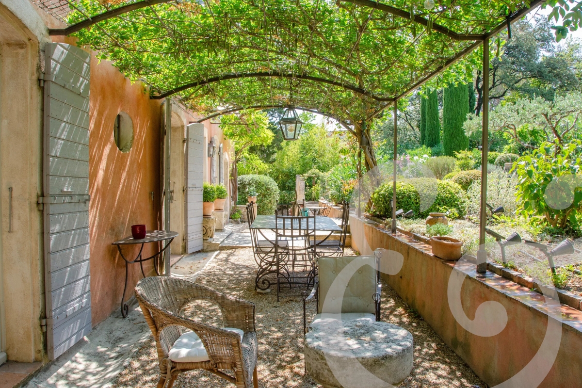 Maison de luxe à vendre à Saint-Rémy-de-Provence, 1 575 000 €, Photo 6