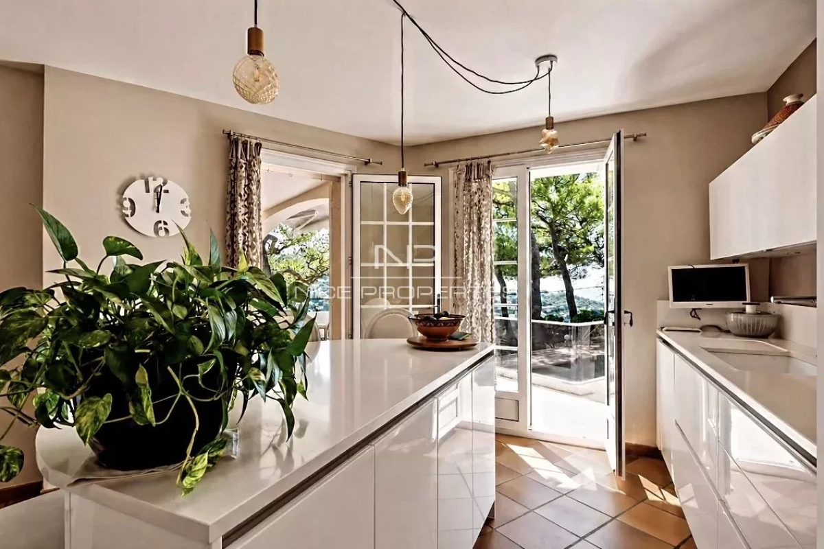 Maison de luxe à vendre à Nice, 1 395 000 €, Photo 7