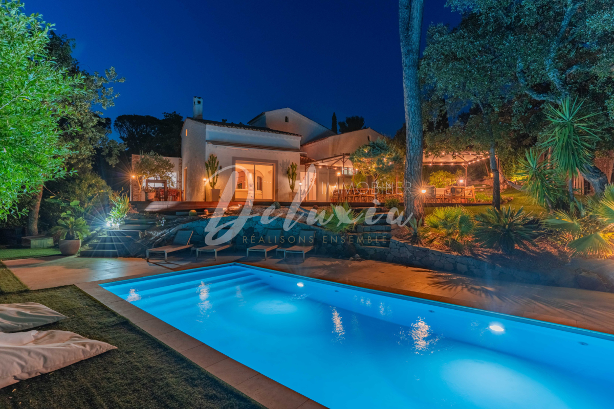 Luxury House for sale in Fréjus, 1 230 000 €, Photo 1