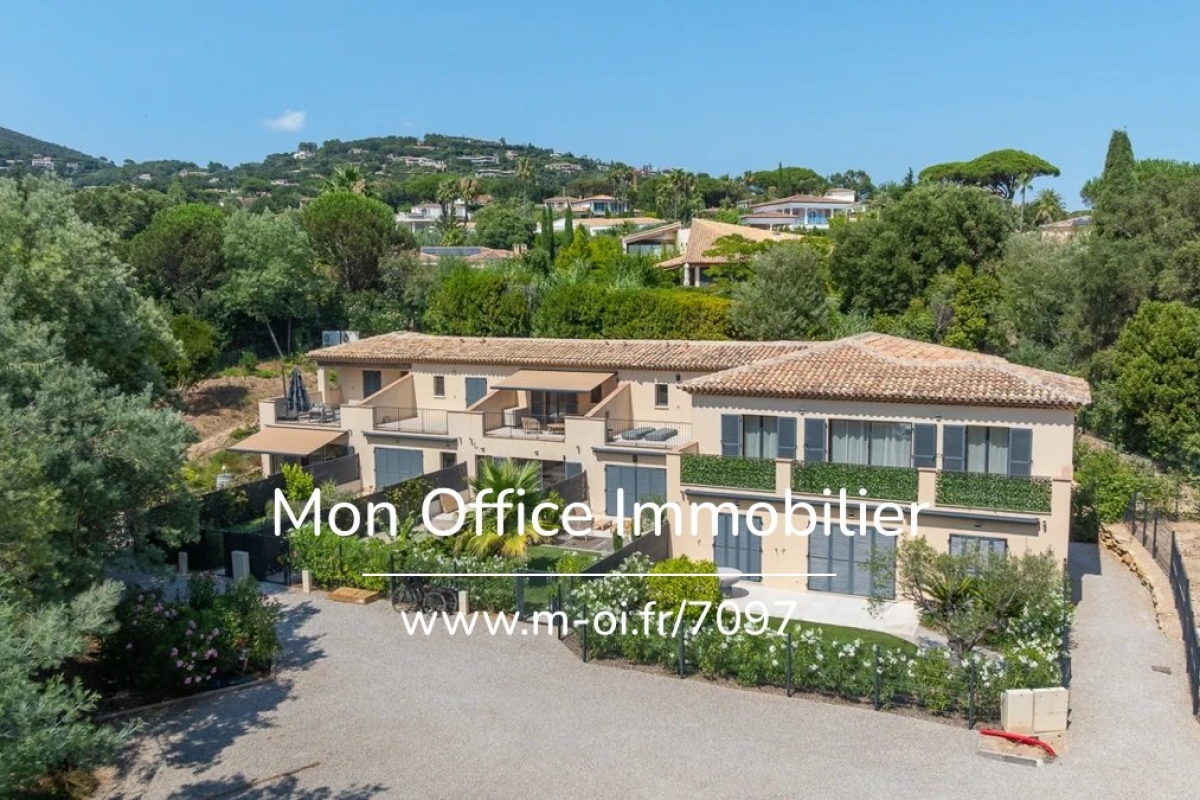Luxury Apartment for sale in Grimaud, 720 000 €, Photo 2
