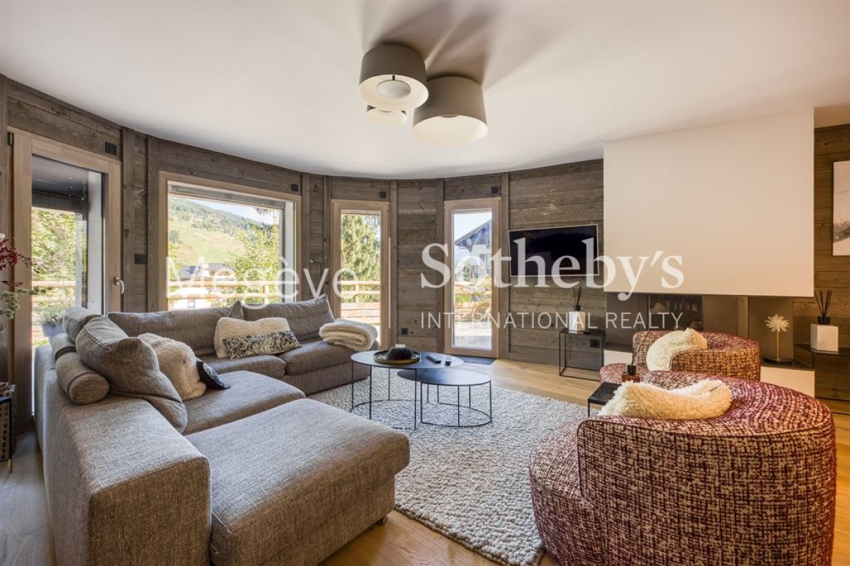 Luxury Apartment for sale in Megève, 1 890 000 €, Photo 2