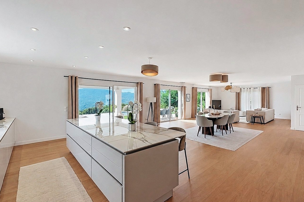 Maison de luxe à vendre à Les Adrets de l'Esterel, 1 950 000 €, Photo 2