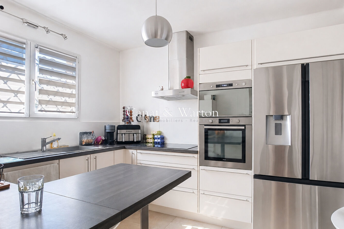 Maison de luxe à vendre à Saint-Raphaël, 714 000 €, Photo 3