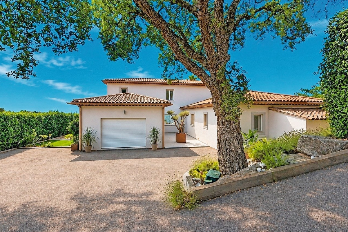 Maison de luxe à vendre à Les Adrets de l'Esterel, 1 950 000 €, Photo 3