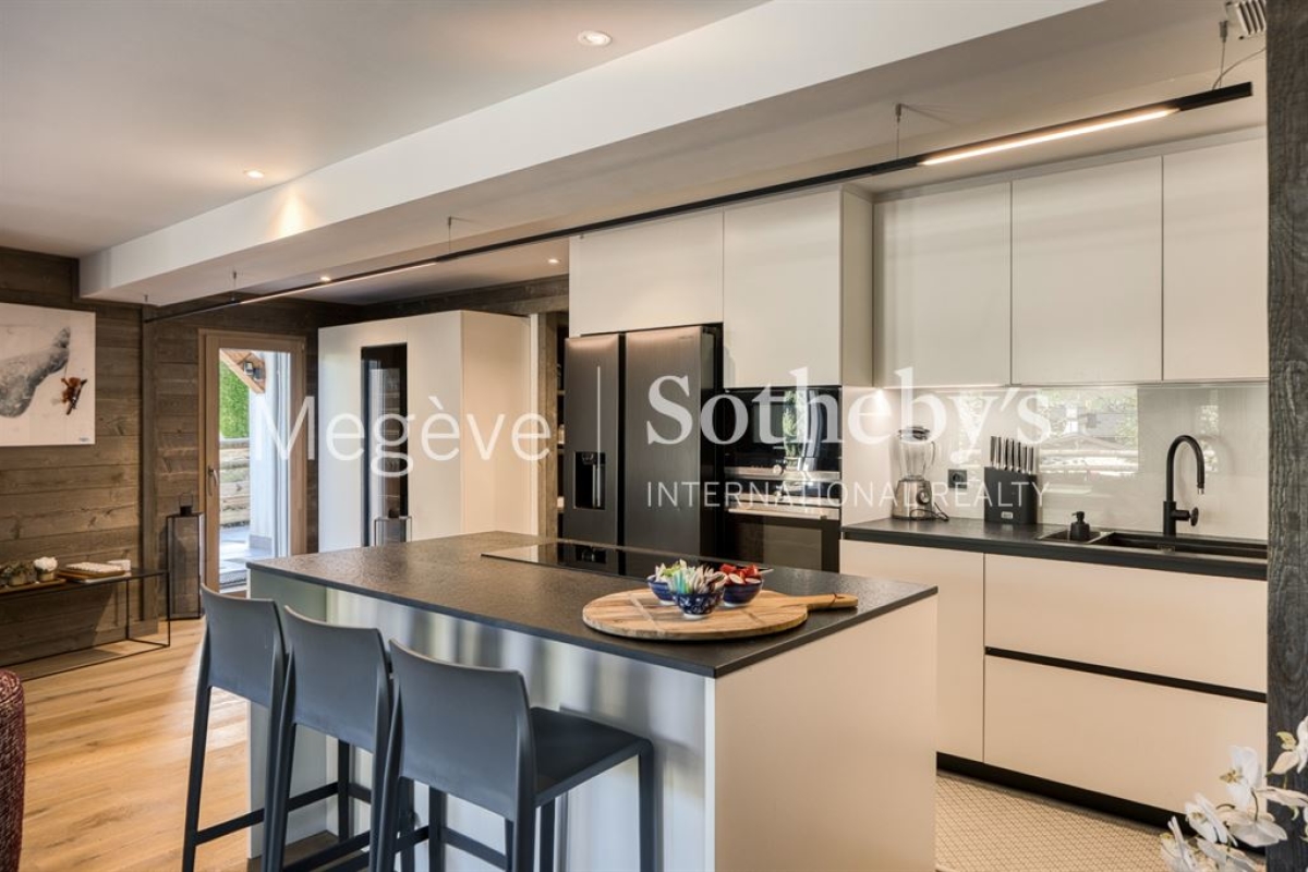 Luxury Apartment for sale in Megève, 1 890 000 €, Photo 6