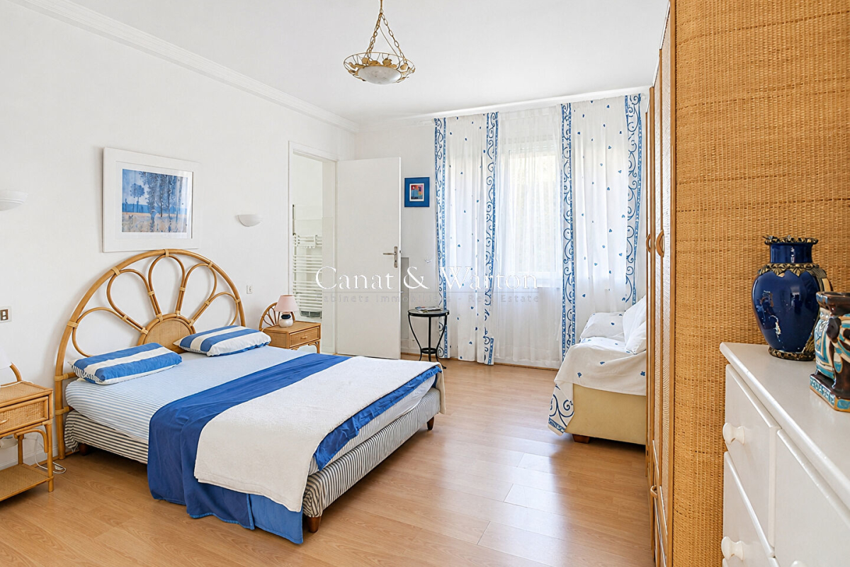 Maison de luxe à vendre à Saint-Raphaël, 714 000 €, Photo 7