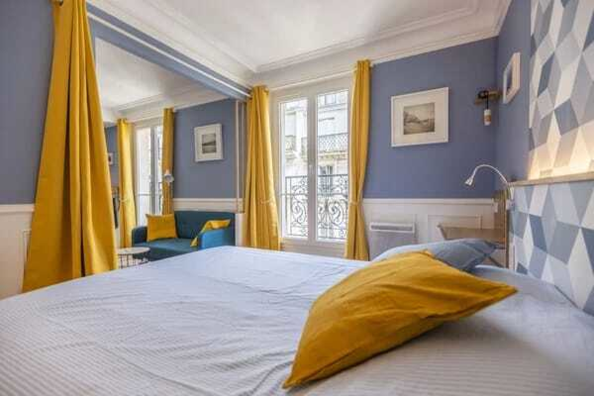 Appartement de luxe à louer à Paris 11ème, 755 €, Photo 1