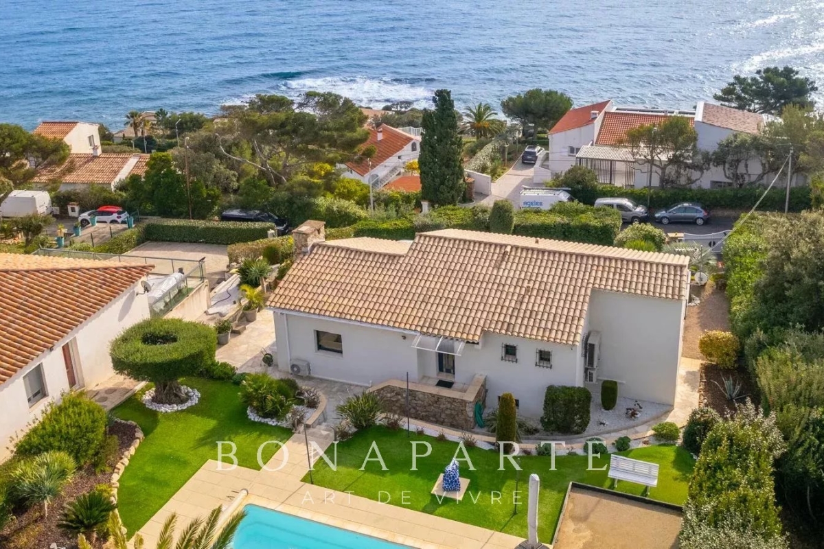 Luxury House for sale in Saint-Aygulf, 1 199 000 €, Photo 1