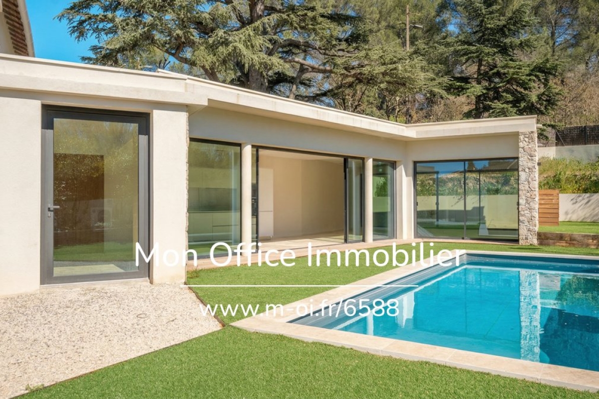 Maison de luxe à vendre à Aix-en-Provence, 950 000 €, Photo 2