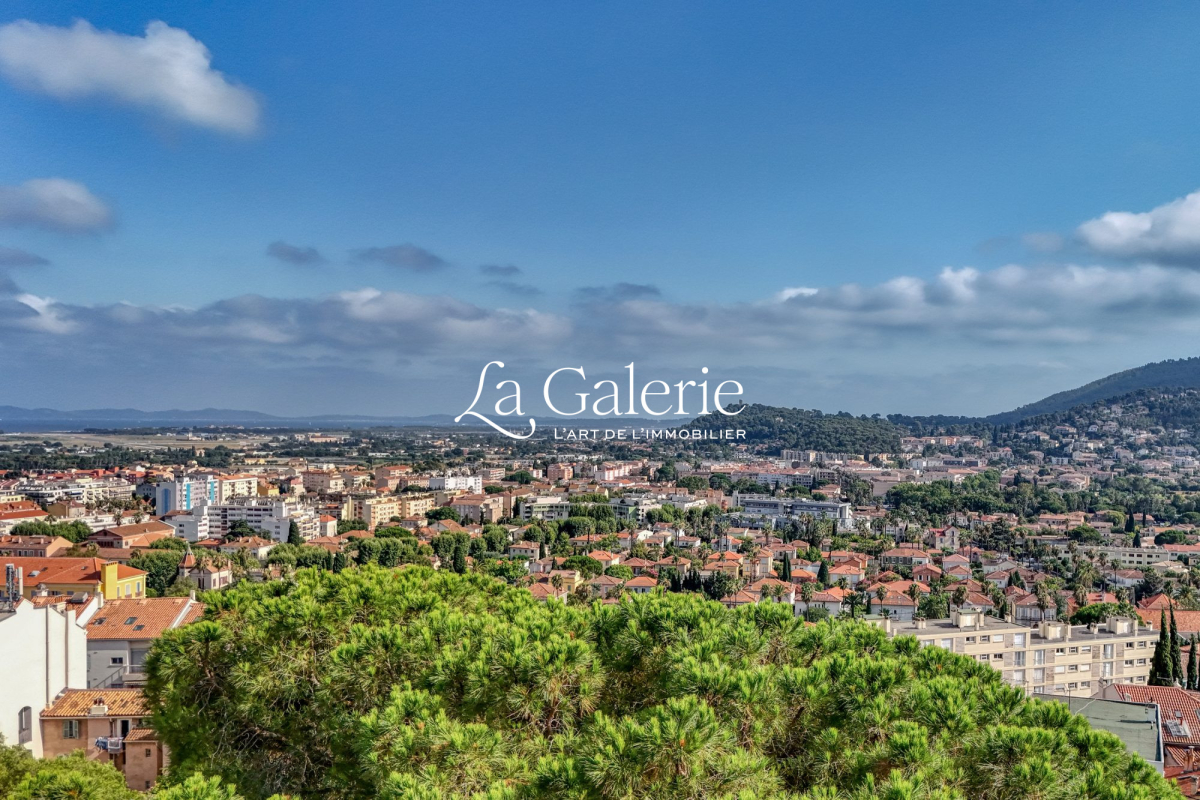 Maison de luxe à vendre à Hyères, 1 365 000 €, Photo 2