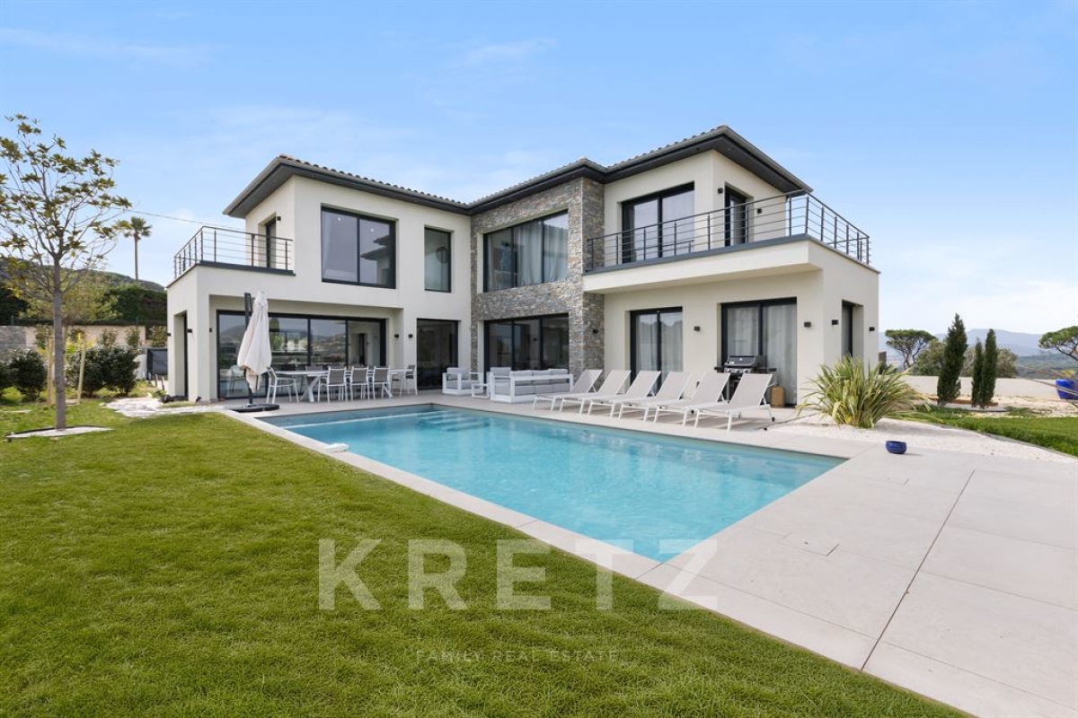 Luxury House for sale in Sainte-Maxime, 2 050 000 €, Photo 2