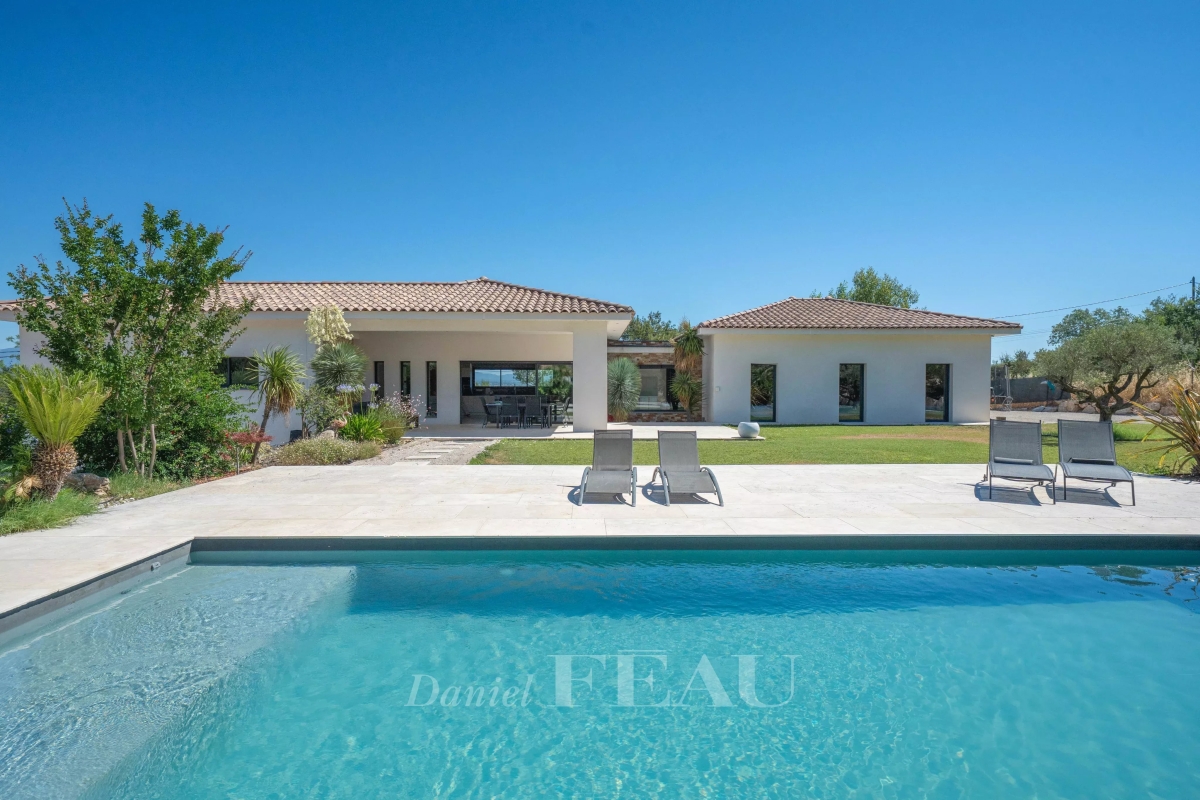 Maison de luxe à vendre à Aix-en-Provence, 1 740 000 €, Photo 2