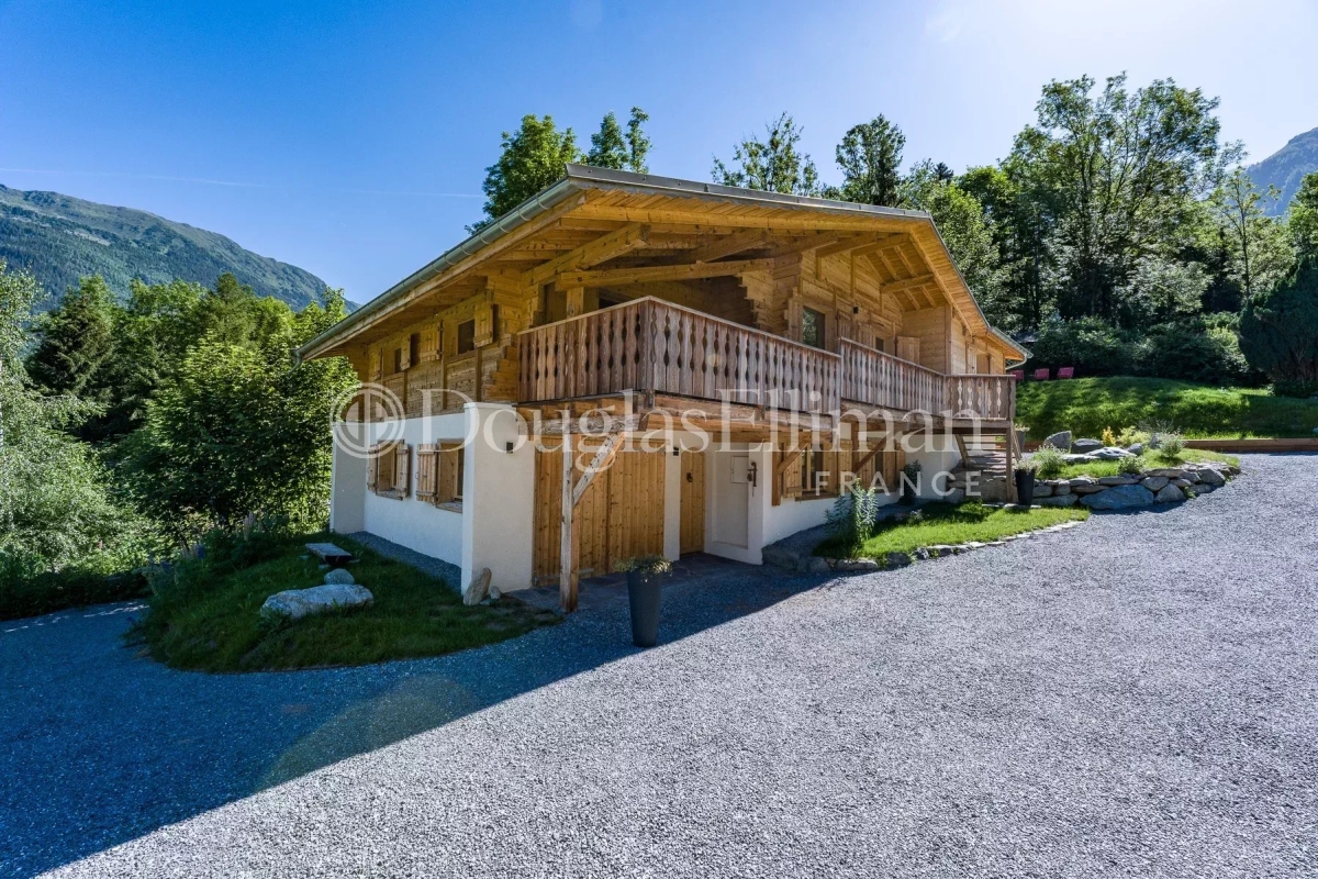 Luxury House for sale in Les Houches, 1 490 000 €, Photo 2