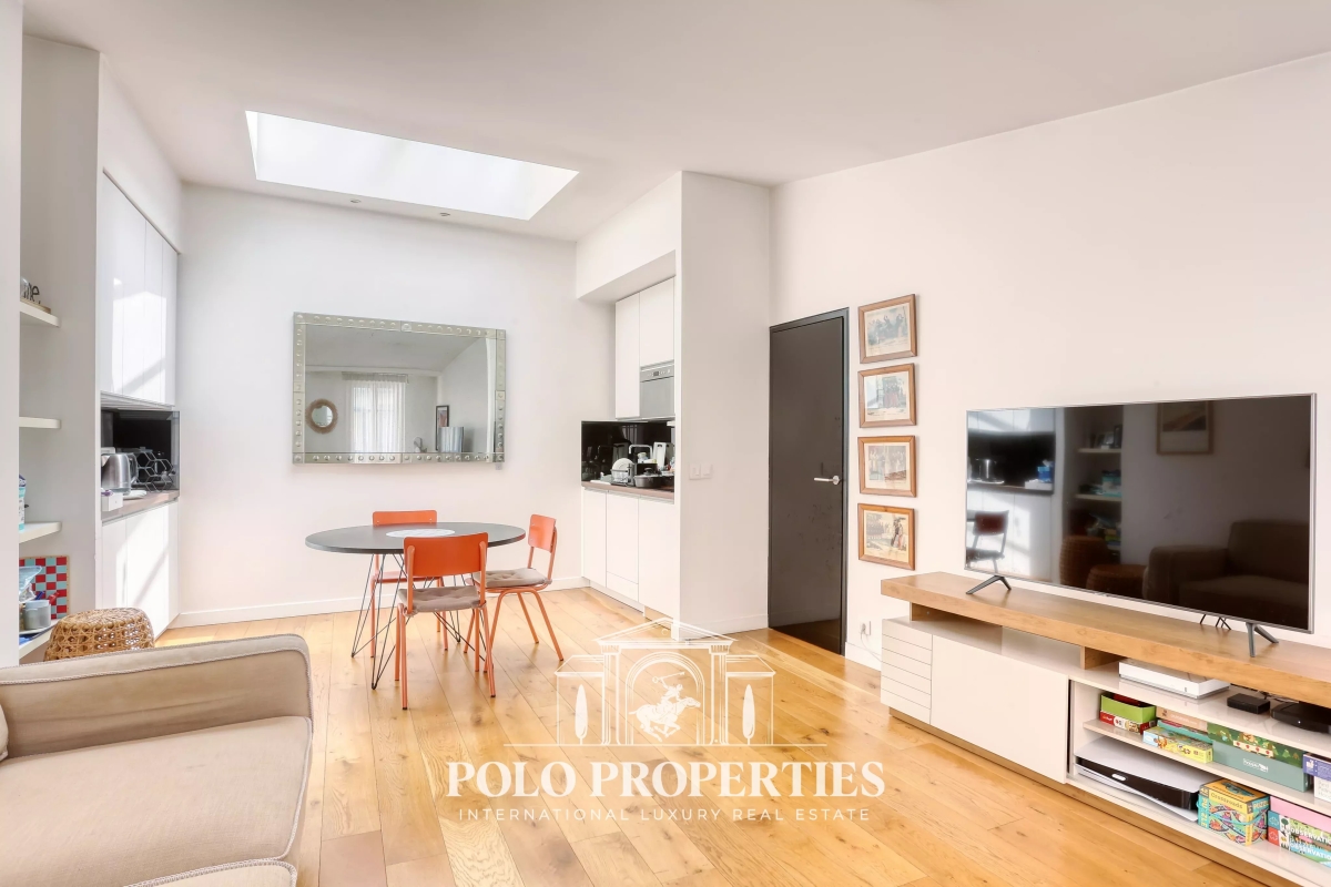 Luxury Apartment for sale in Paris 1er, 800 000 €, Photo 2