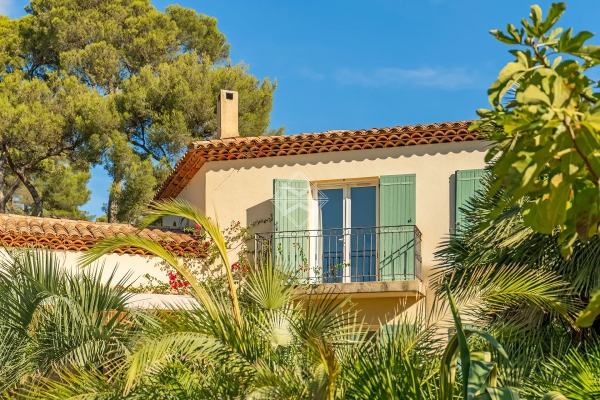 Maison de luxe à vendre à La Londe-les-Maures, 2 100 000 €, Photo 3