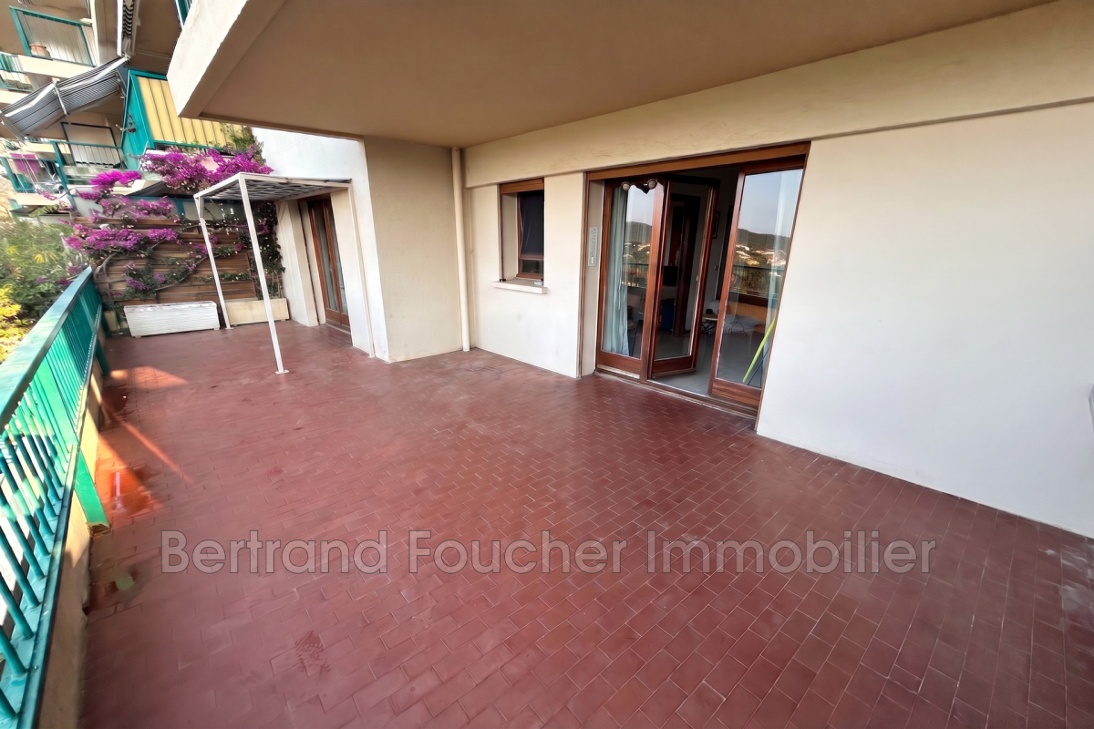 Luxury Apartment for sale in Cavalaire-sur-Mer, 245 000 €, Photo 3