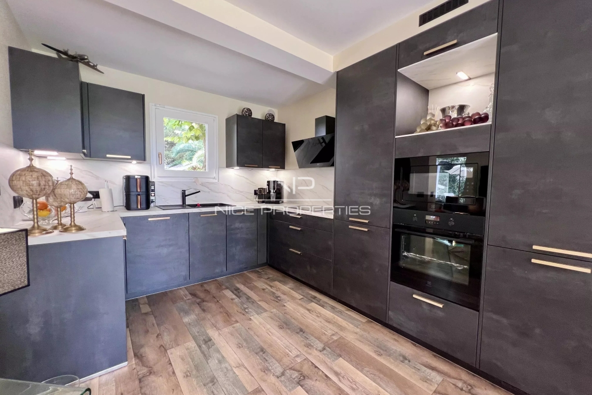 Luxury House for sale in Cannes, 699 000 €, Photo 4