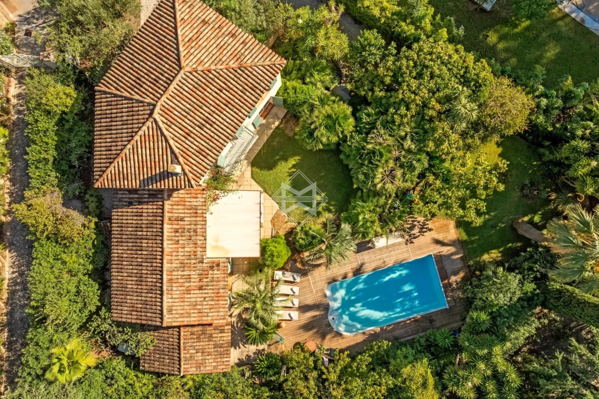 Maison de luxe à vendre à La Londe-les-Maures, 2 100 000 €, Photo 4