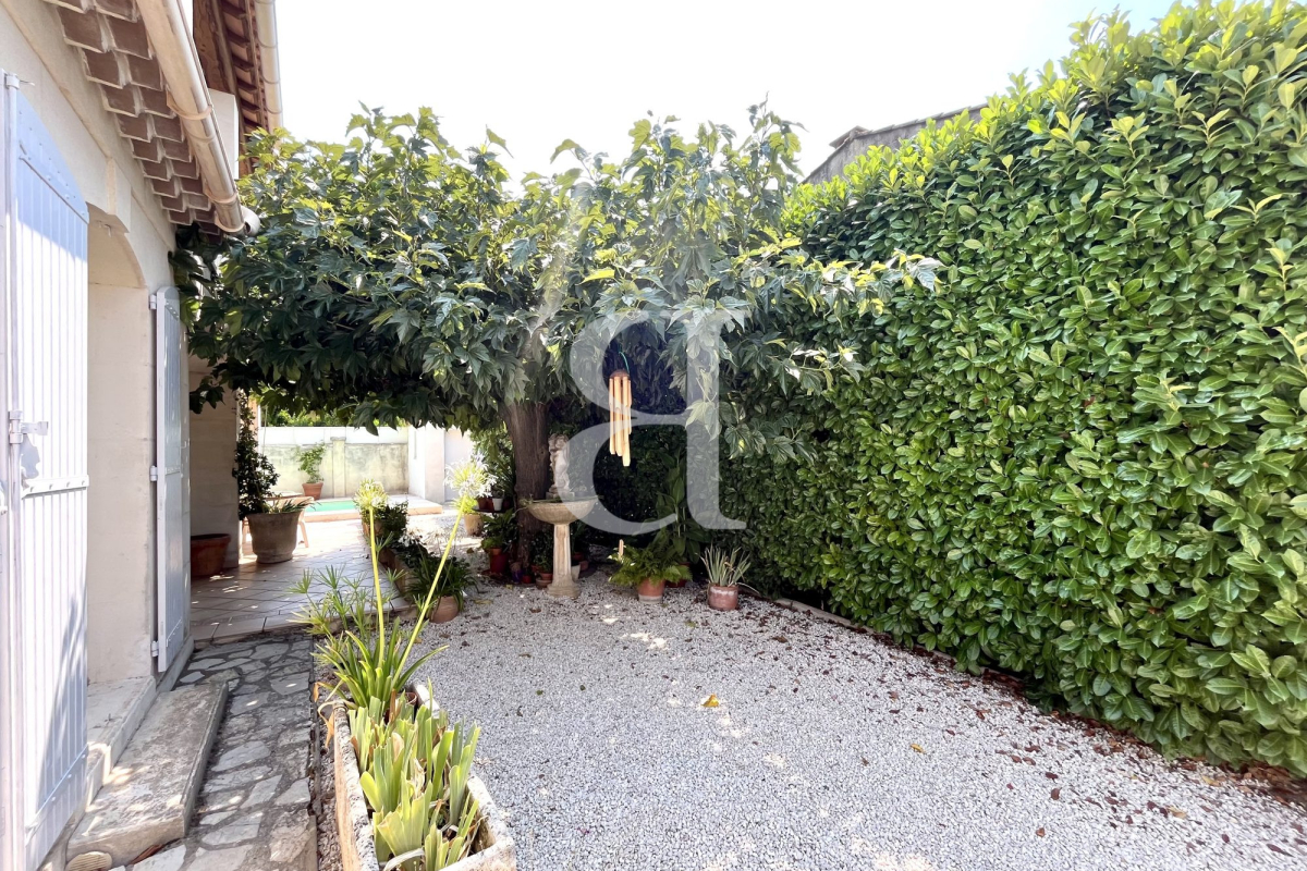 Luxury House for sale in Saint-Rémy-de-Provence, 1 265 000 €, Photo 5