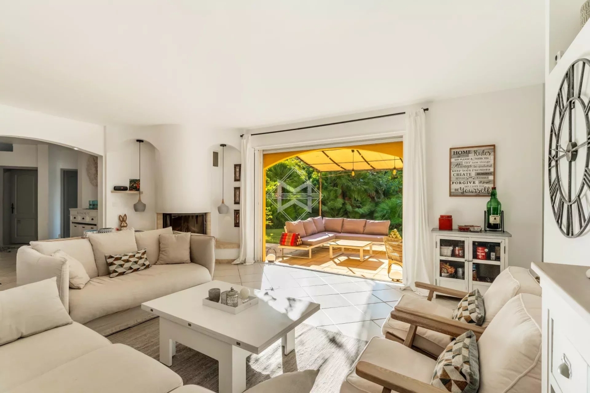 Maison de luxe à vendre à La Londe-les-Maures, 2 100 000 €, Photo 5