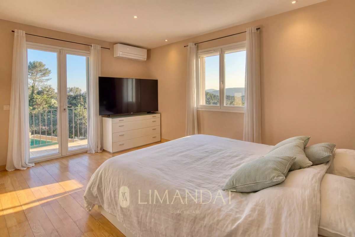 Luxury House for sale in Mougins, 1 350 000 €, Photo 5