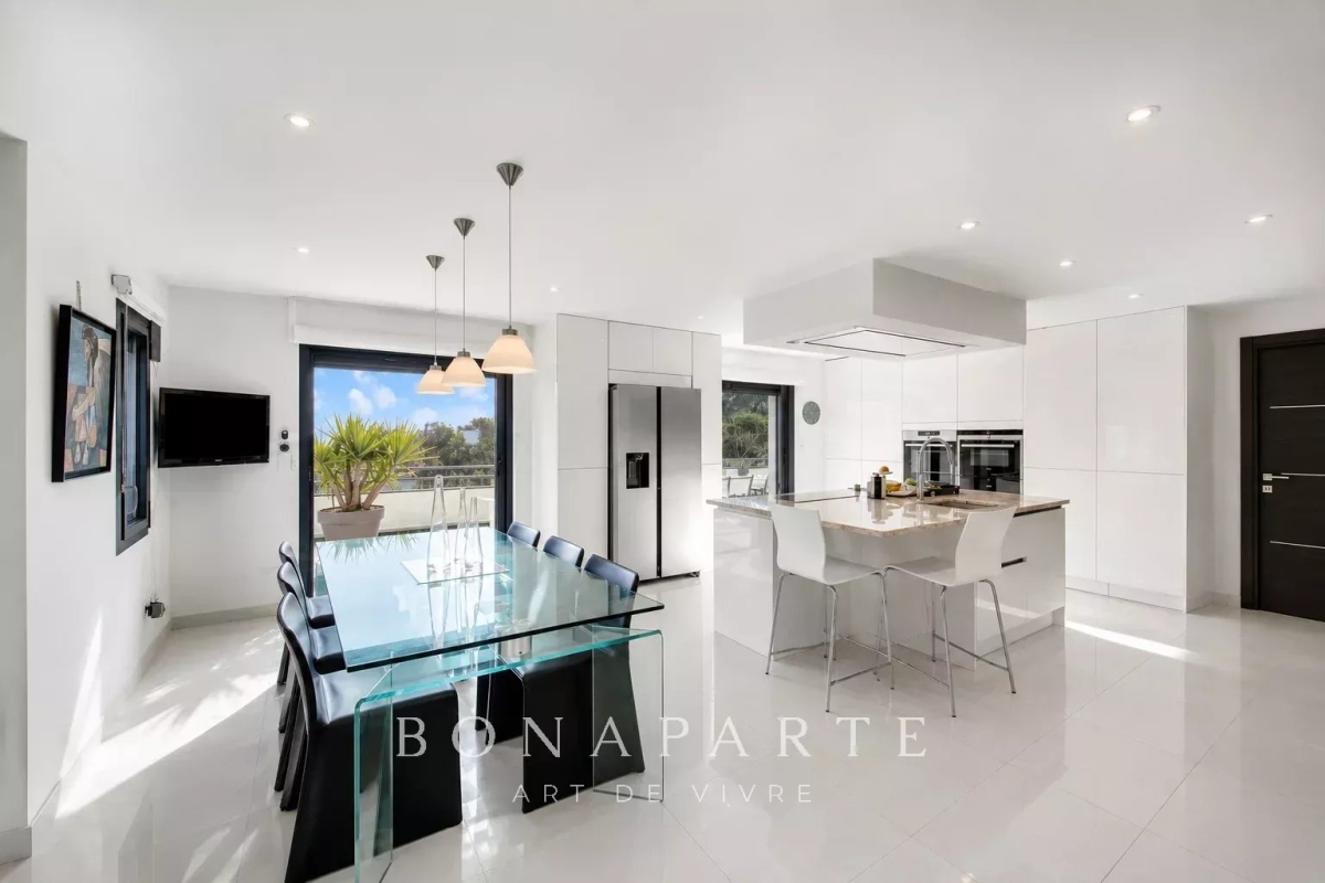 Maison de luxe à vendre à Saint-Aygulf, 1 199 000 €, Photo 5