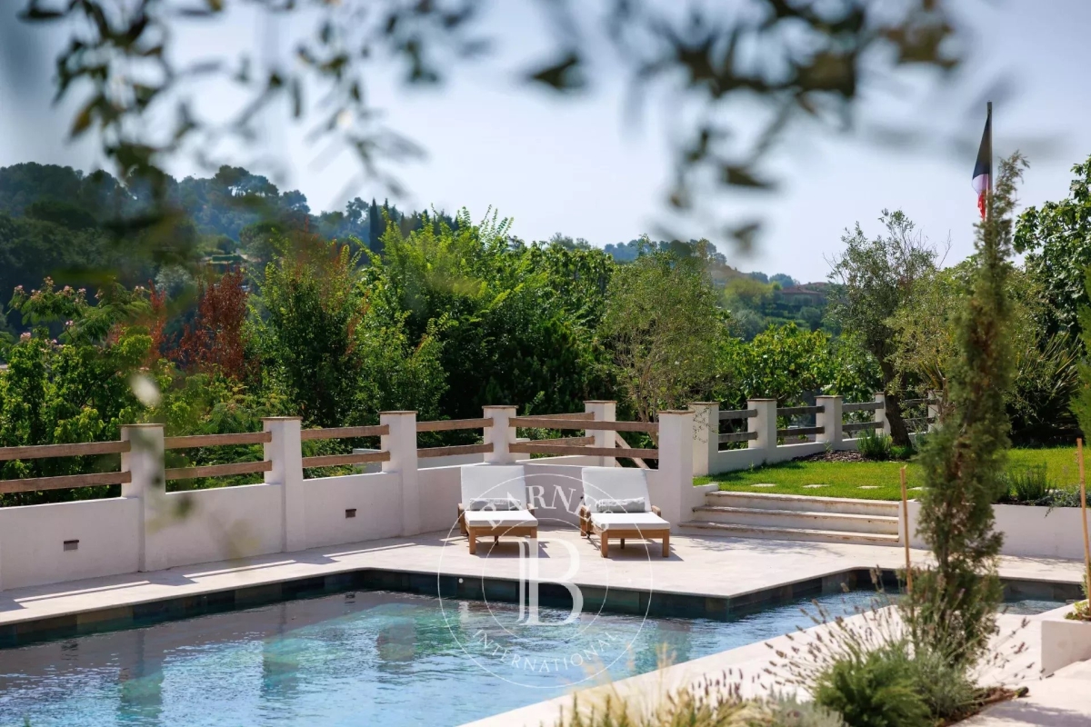 Maison de luxe à vendre à Saint-Paul-de-Vence, 2 390 000 €, Photo 5
