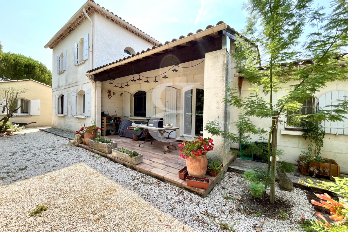 Luxury House for sale in Saint-Rémy-de-Provence, 1 265 000 €, Photo 6