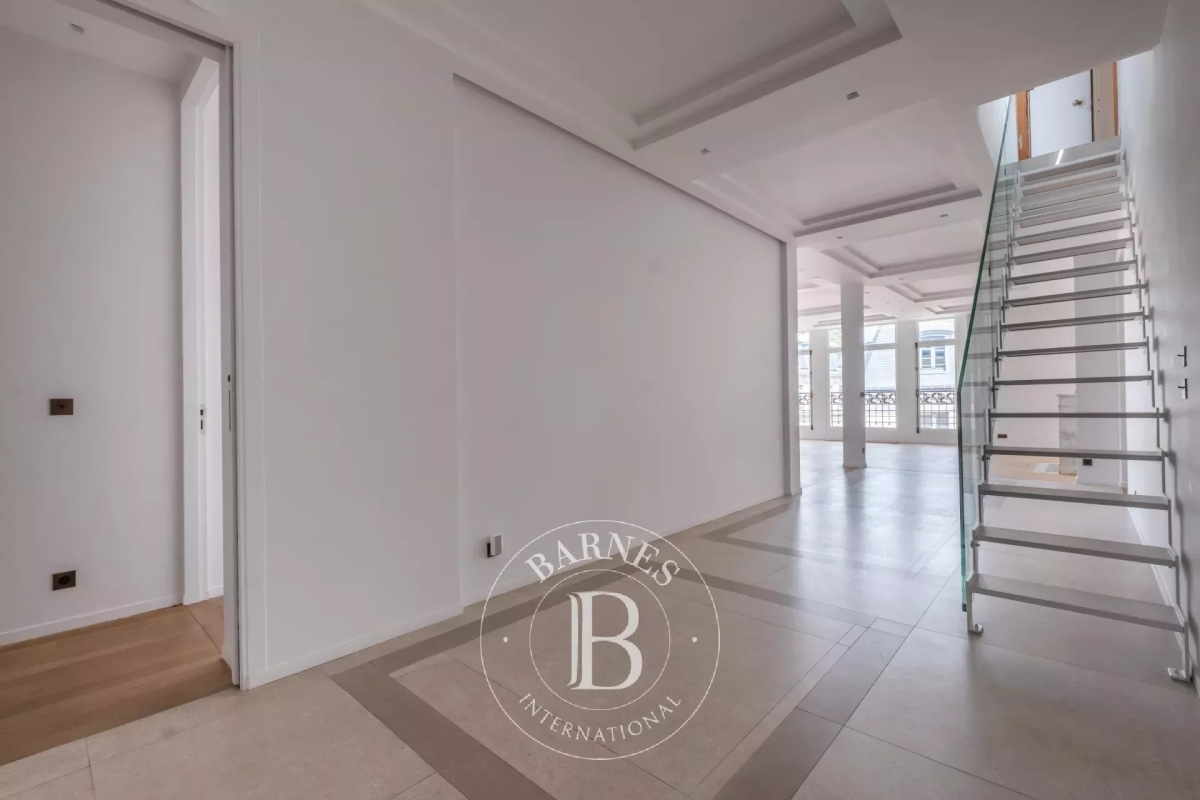 Luxury Apartment for sale in Paris 7ème, 12 600 000 €, Photo 6