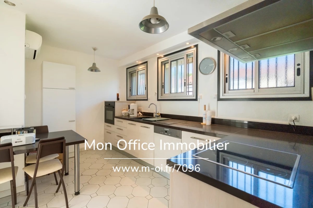 Luxury House for sale in Le Puy-Sainte-Réparade, 380 000 €, Photo 7