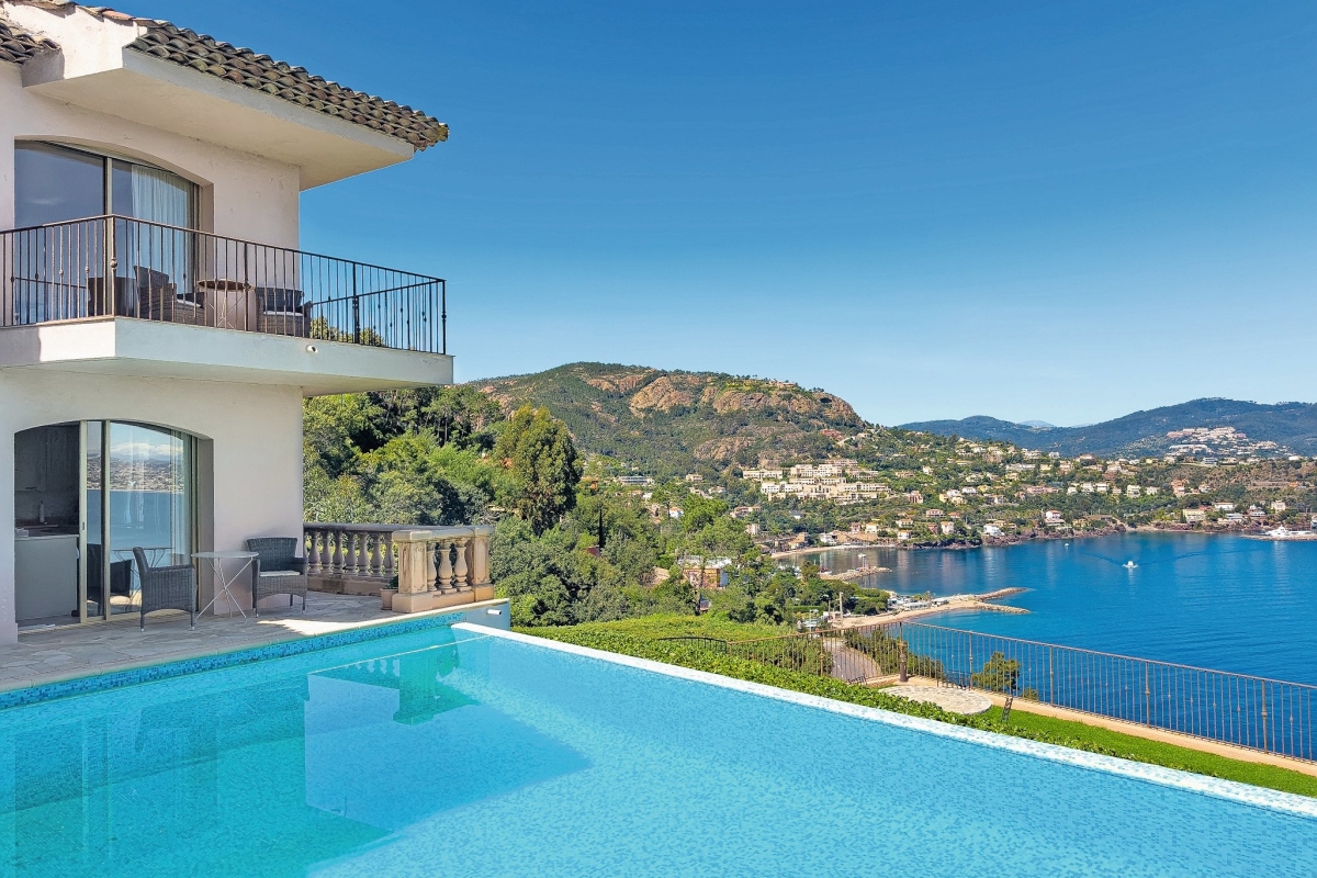 Maison de luxe à vendre à Théoule-sur-Mer, 1 990 000 €, Photo 1