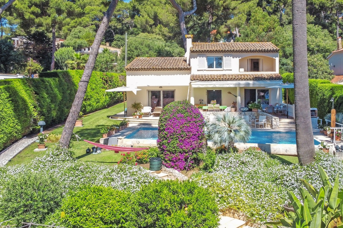 Maison de luxe à vendre à Cap d'Antibes, 3 200 000 €, Photo 1