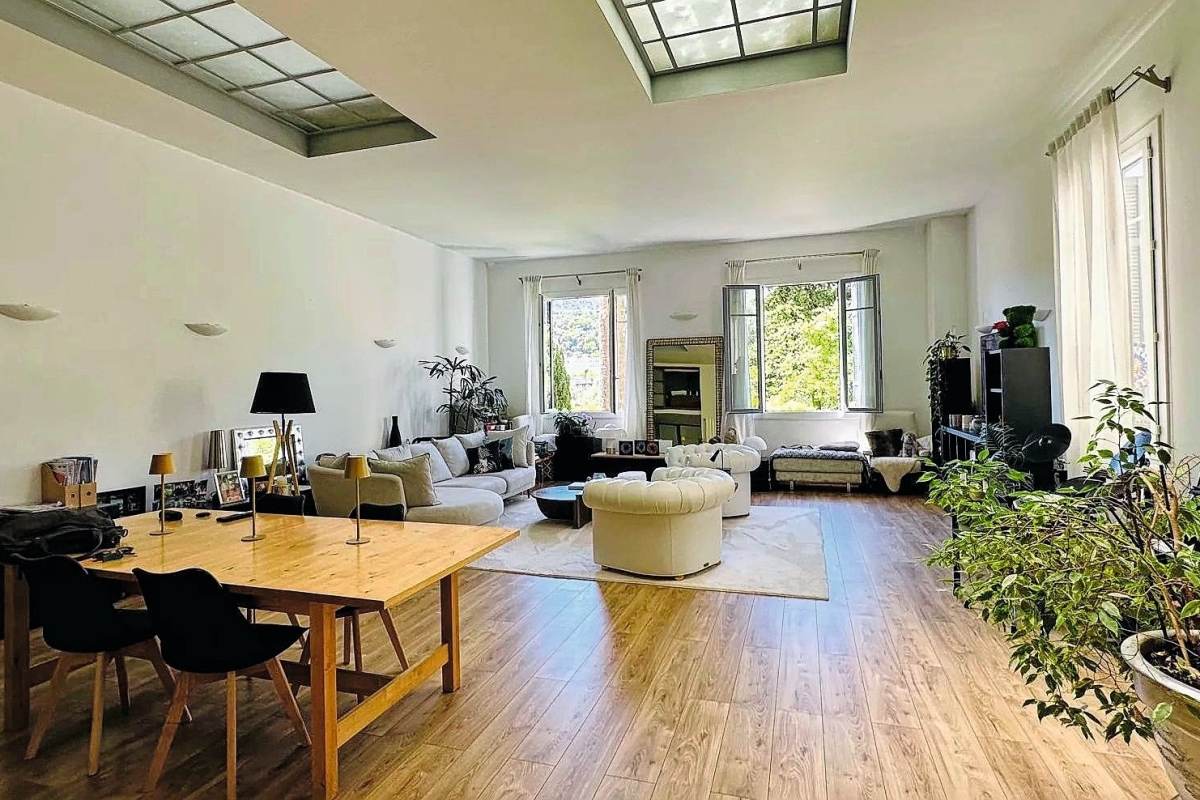 Luxury Apartment for sale in Menton, 689 000 €, Photo 1