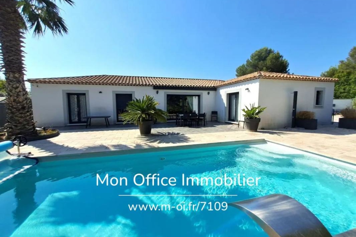 Luxury House for sale in Ventabren, 877 000 €, Photo 1