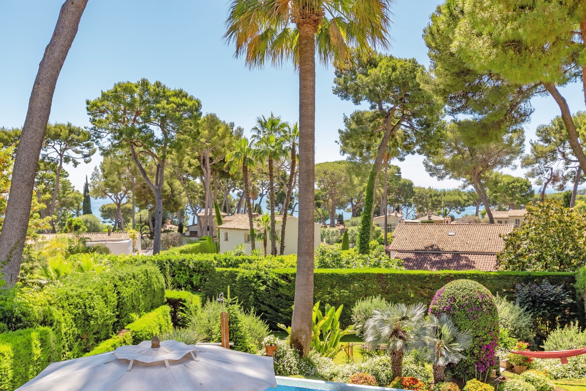 Maison de luxe à vendre à Cap d'Antibes, 3 200 000 €, Photo 2