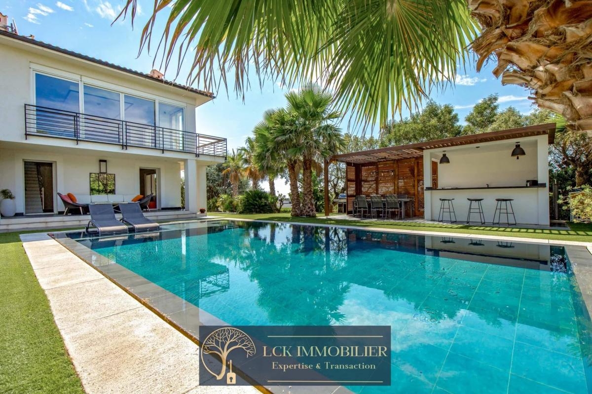 Luxury House for sale in Saint-Aygulf, 1 199 000 €, Photo 2