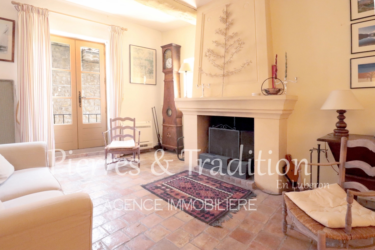 Luxury House for sale in Saint-Martin-de-Castillon, 795 000 €, Photo 3