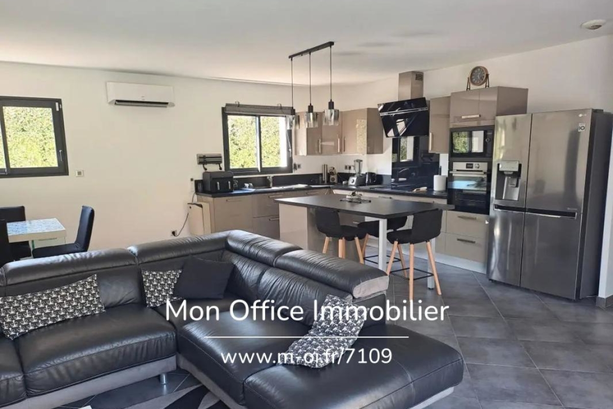 Luxury House for sale in Ventabren, 877 000 €, Photo 3
