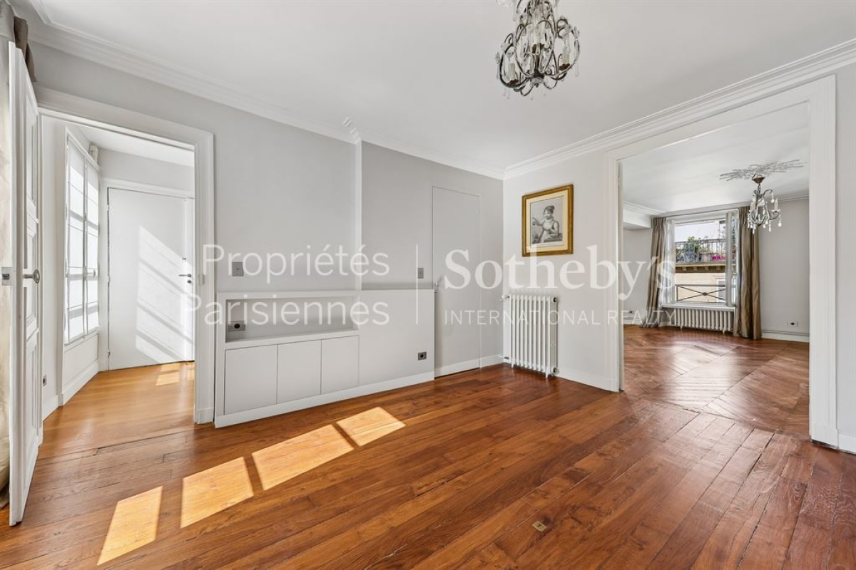 Luxury Apartment for sale in Paris 8ème, 1 425 000 €, Photo 6