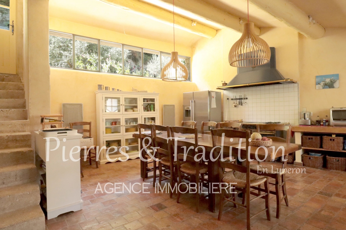 Luxury House for sale in Saint-Martin-de-Castillon, 795 000 €, Photo 6