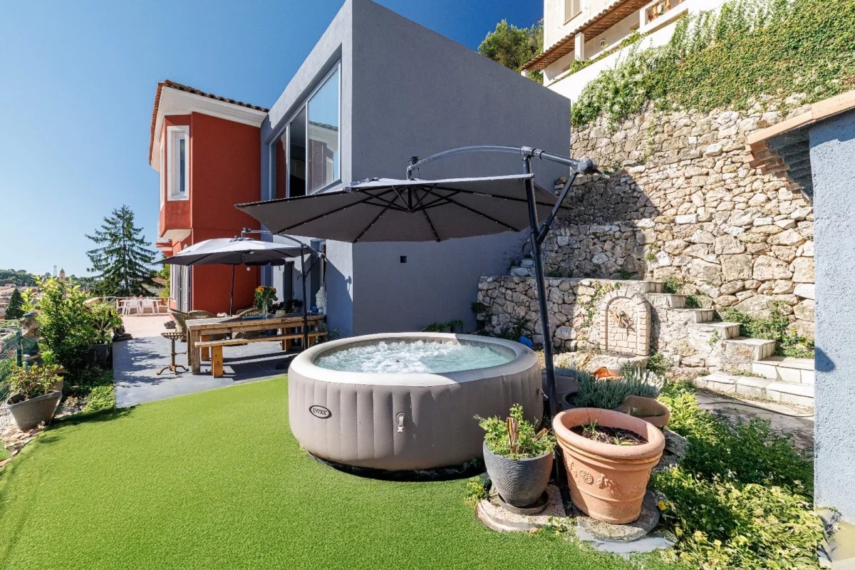 Maison de luxe à vendre à La Turbie, 1 390 000 €, Photo 1