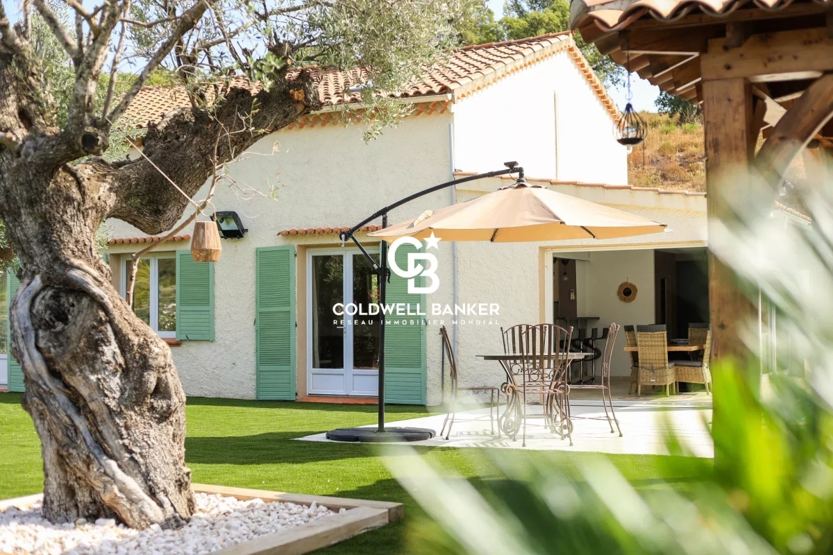 Maison de luxe à vendre à Bormes-les-Mimosas, 1 250 000 €, Photo 1