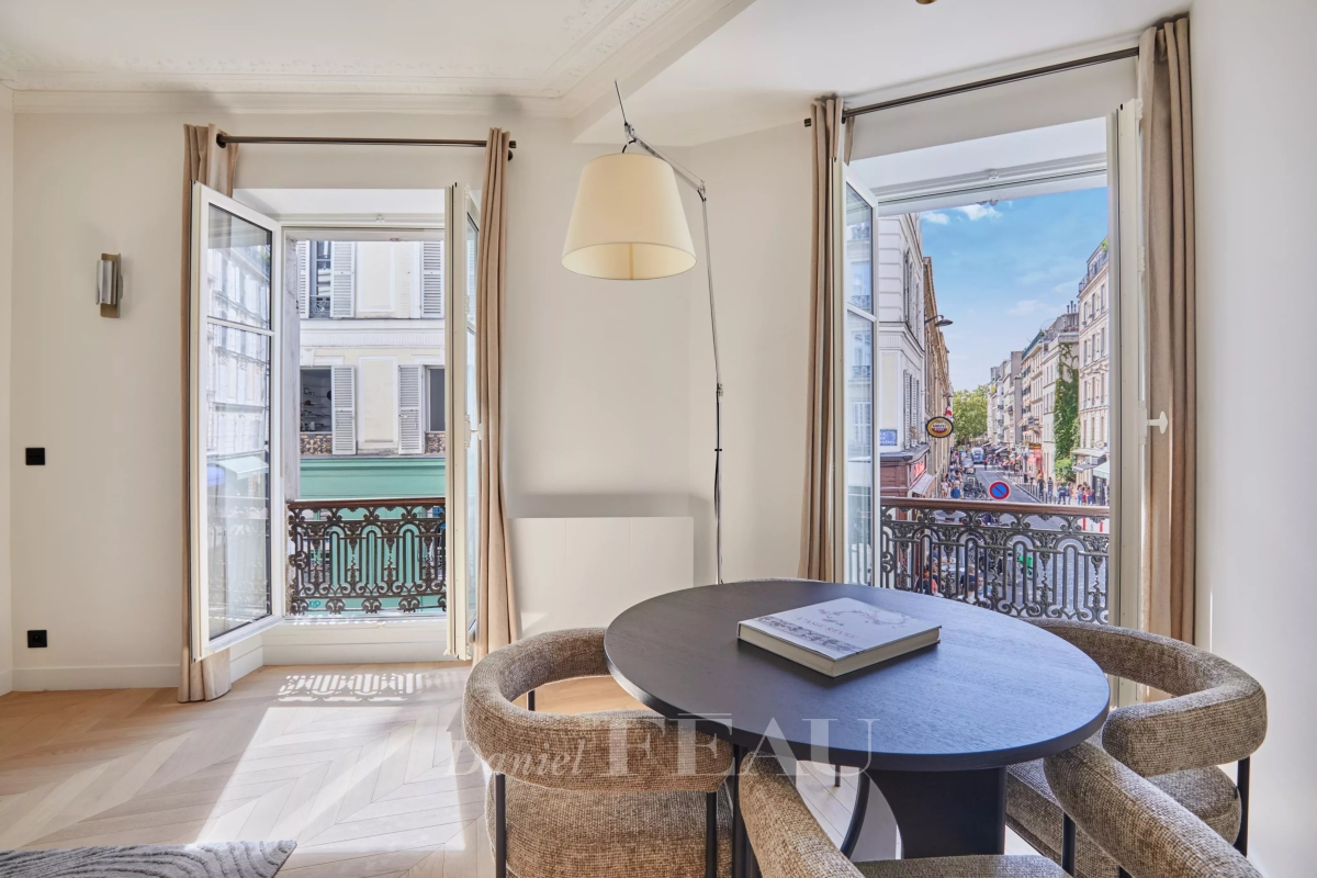 Appartement de luxe à vendre à Paris 18ème, 735 000 €, Photo 2