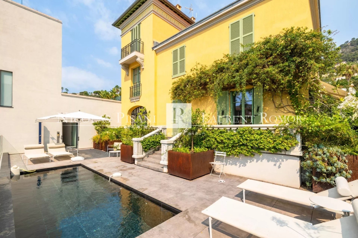 Luxury Apartment for sale in Beaulieu-sur-Mer, 1 180 000 €, Photo 2