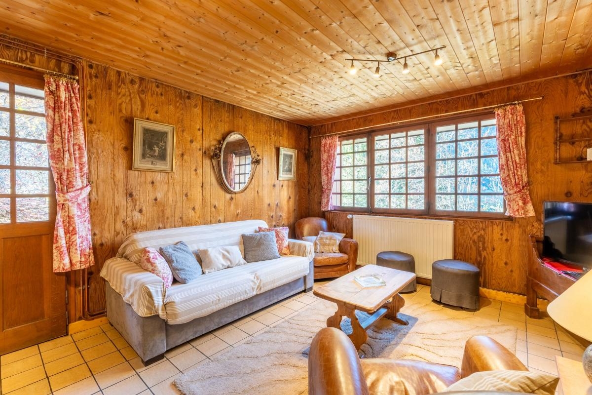 Maison de luxe à vendre à La Clusaz, 975 000 €, Photo 2