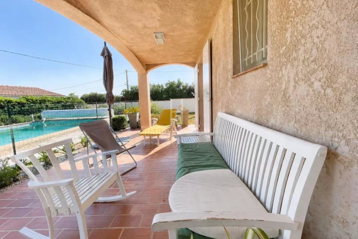 Luxury House for sale in Aureille, 560 000 €, Photo 4